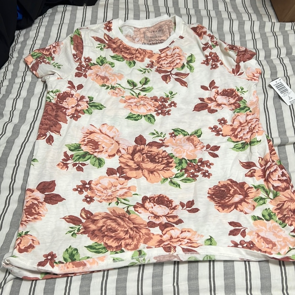 torrid floral burnout tee NEW
